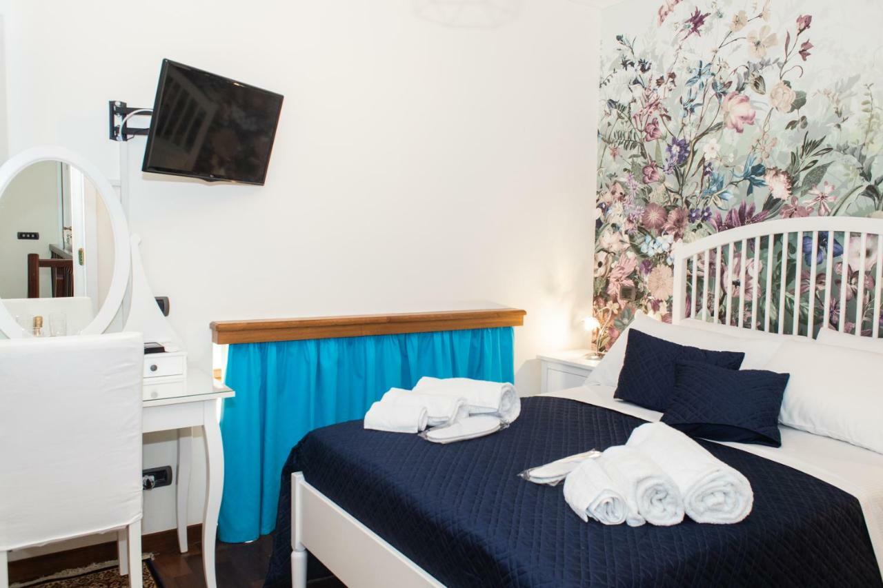 Hotel Bed Boutique Napoli Colors Zewnętrze zdjęcie